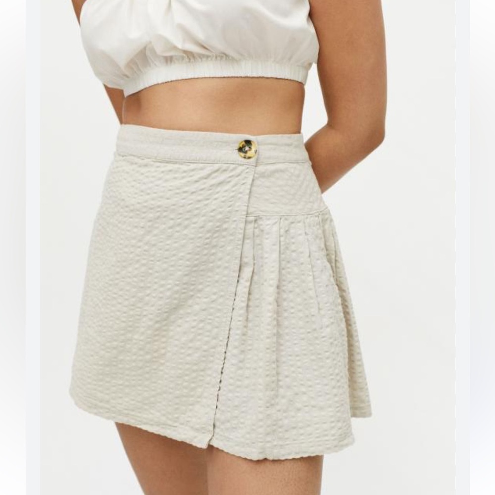 Urban Outfitters Cotton and Linen Mini Skirt | Size M